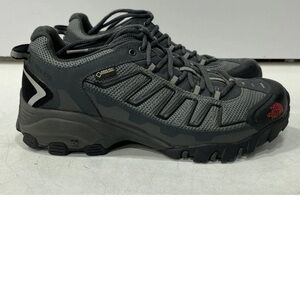 The north face boots Sz 8 used ✅✅